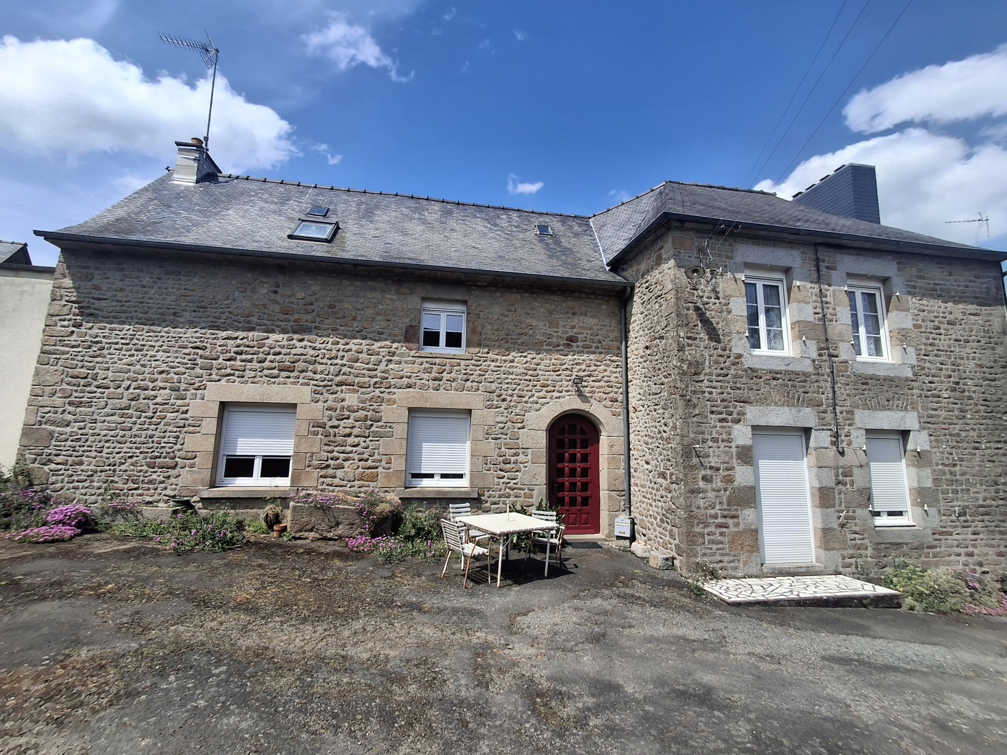 À vendre a Le Loroux : grande maison avec 6 pièces